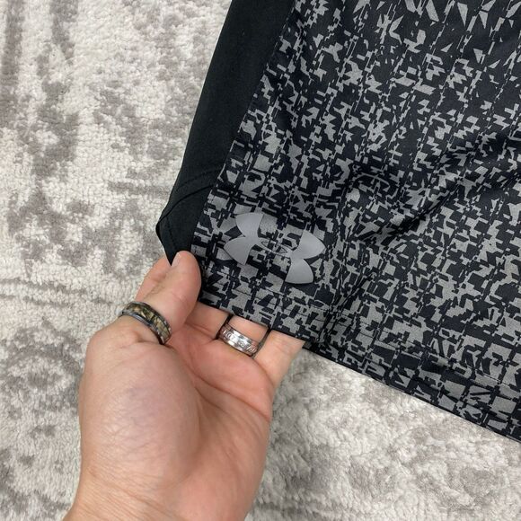 Under Armour Loose Youth Short Drawstring Grey Black Basketball Size Large - Picture 2 of 6